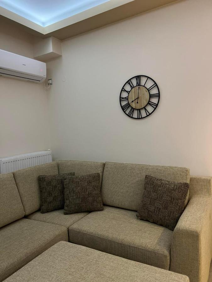 Apartment 01 *